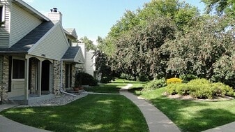 6964 Park Ridge Dr in Madison, WI - Building Photo