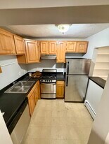 477 Beacon St, Unit B in Boston, MA - Building Photo