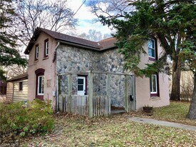 215-212 12th Ave N in St. Cloud, MN - Building Photo