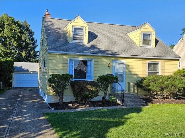 1292 Cleveland Dr in Cheektowaga, NY - Building Photo - Building Photo