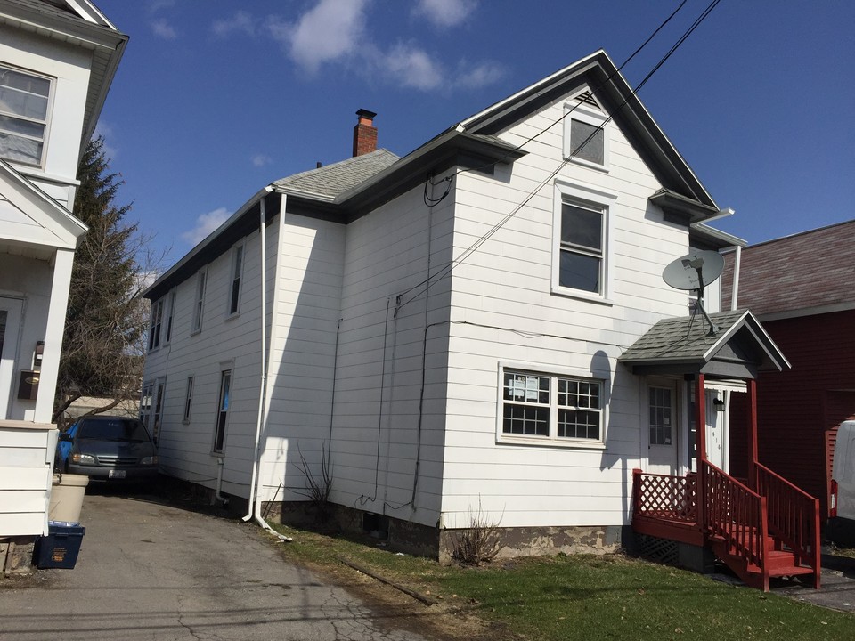 414 Chemung St in Syracuse, NY - Building Photo