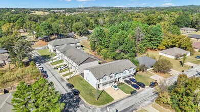 16076 Echo Glen Dr, Unit 16074 Echo Glen Dr. - Southchase Town Home A in Tyler, TX - Foto de edificio - Building Photo