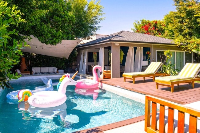 property at 651 N Kilkea Dr
