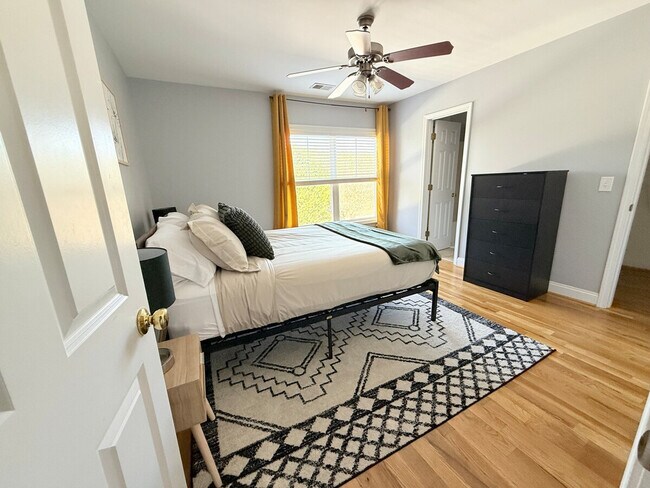 607 Lake Forest Road in Columbia, SC - Building Photo - Building Photo