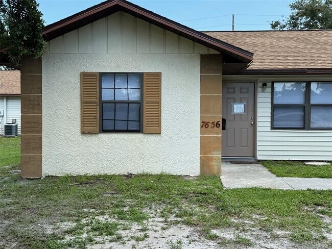 7656 34th St in Pinellas Park, FL - Building Photo - Building Photo