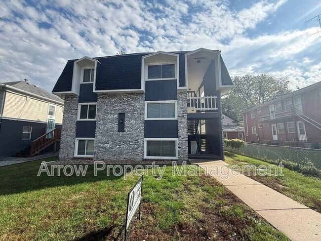 property at 526 S 25th St
