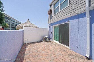 4300 N Atlantic Ave in Cocoa Beach, FL - Building Photo - Building Photo