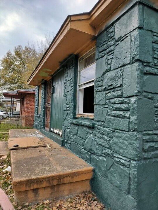 2238 Curry Ave in Memphis, TN - Foto de edificio