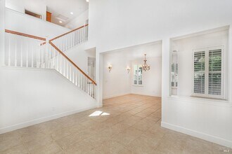 525 Sauvignon Pl in Windsor, CA - Foto de edificio - Building Photo