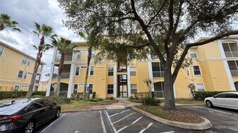 1325 Lake Shadow Cir in Maitland, FL - Building Photo
