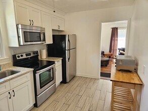 173 Nancy Dr SE in Marietta, GA - Building Photo - Building Photo