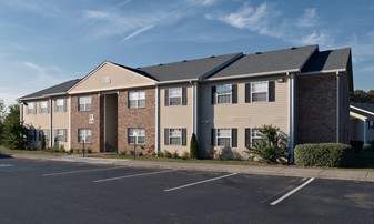 Ridgetop  Apartments