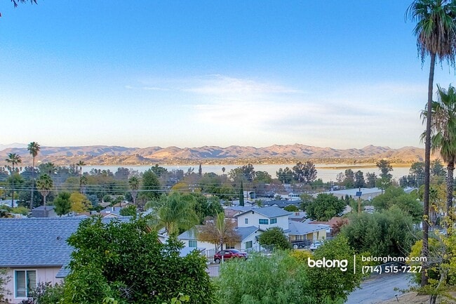 18261 Sanders Dr in Lake Elsinore, CA - Building Photo - Building Photo