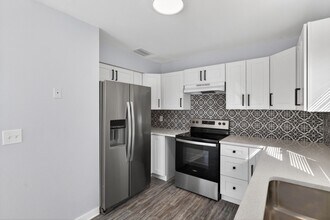 1712 E Mulberry Dr, Unit 1712 E Mulberry Drive in Tampa, FL - Foto de edificio - Building Photo