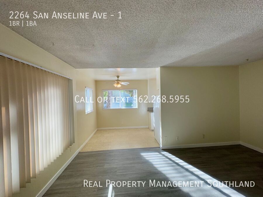 2264 San Anseline Ave in Long Beach, CA - Building Photo