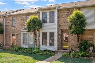 17 Magnolia Square in Clarksville, TN - Building Photo - Building Photo
