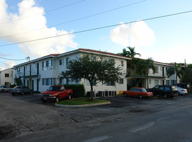 The Tennis Court Apartments