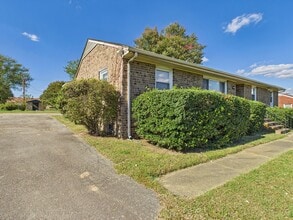 3702 Broadgate Dr in Richmond, VA - Building Photo - Building Photo