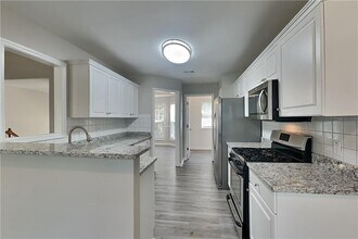 652 Bramlett Way in Powder Springs, GA - Building Photo - Building Photo