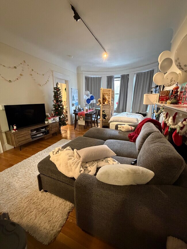 property at 521 Beacon St