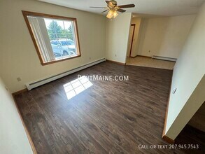 32 Emerson Mill Rd in Hampden, ME - Building Photo - Building Photo