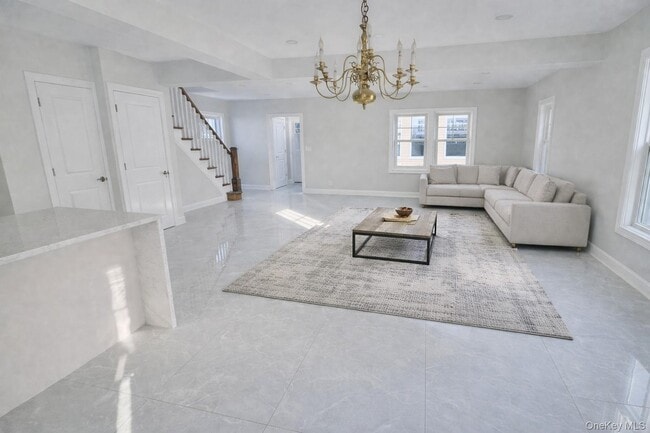 property at 32 Berkshire Rd