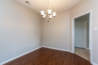 5820 Lillian Bend Dr in Arlington, TN - Building Photo - Building Photo