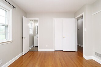 1245 Holmes Ave in Charlottesville, VA - Building Photo - Building Photo