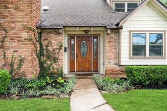 9407 Brooding Oak Cir in Houston, TX - Building Photo - Building Photo