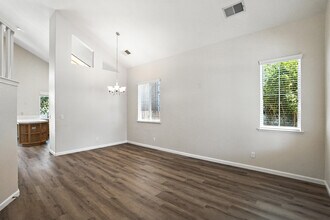 9437 Red Spruce Way in Elk Grove, CA - Building Photo - Building Photo