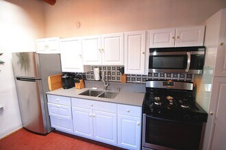 250 Closson St in Santa Fe, NM - Building Photo - Building Photo
