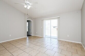 5004 Quercus Loop in Winter Haven, FL - Building Photo - Building Photo