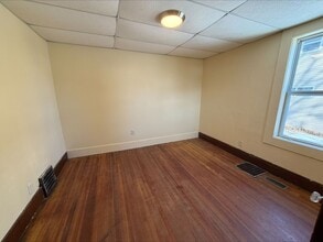 1815 Virginia St in Sioux City, IA - Building Photo - Building Photo