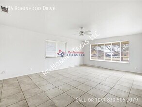 134 Robinhood in Kenedy, TX - Building Photo - Building Photo