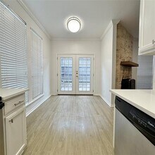 4132 Cole Ave in Dallas, TX - Building Photo - Building Photo