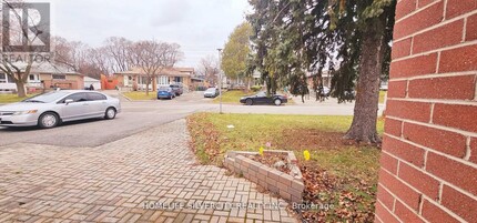 31 Windermere Ct in Brampton, ON - Building Photo - Building Photo