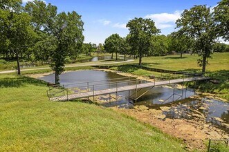 1898 Rodgers Rd in Whitesboro, TX - Building Photo - Building Photo