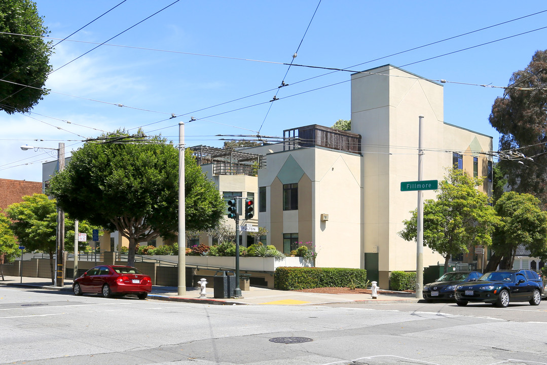 Junipero Serra House in San Francisco, CA - Building Photo