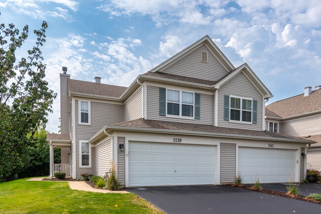 1239 Spaulding Rd in Bartlett, IL - Building Photo - Building Photo