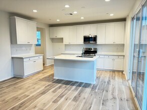2140 E Jackman St in Lancaster, CA - Building Photo - Building Photo