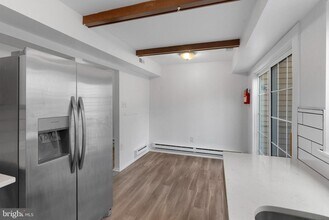 14 Dover Ct in Clementon, NJ - Building Photo - Building Photo