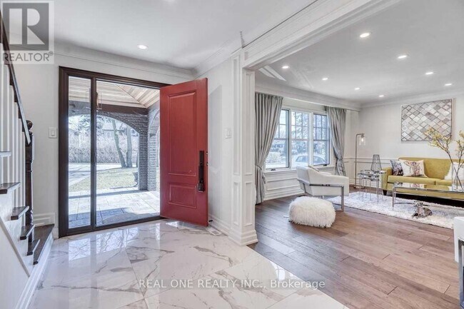 271 Lawson St in Oakville, ON - Building Photo - Building Photo