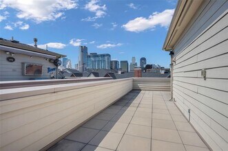 2222 Marilla St in Dallas, TX - Building Photo - Building Photo