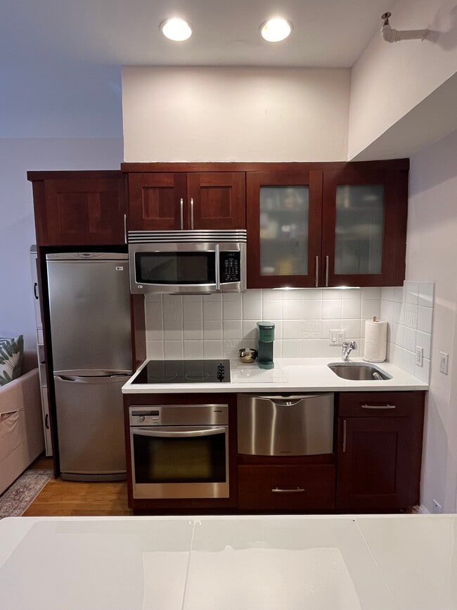 515 Beacon St, Unit 511-8 in Boston, MA - Building Photo - Building Photo