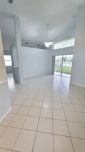 824 Stanton Dr in Weston, FL - Building Photo - Building Photo