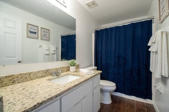 37135 Grassy Hill Ln in Dade City, FL - Building Photo - Building Photo