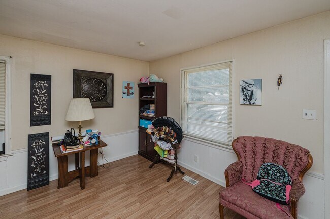 1719 E 24th St N in Wichita, KS - Building Photo - Building Photo