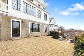 32 Beacon St in Gloucester, MA - Building Photo - Building Photo