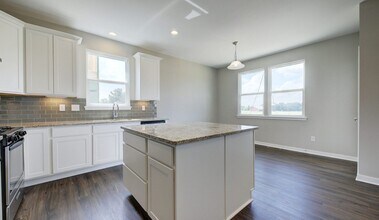 2099 Steelwood Dr in Howell, MI - Building Photo - Building Photo