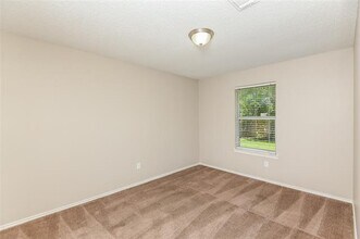 6421 Alta Vista Dr in Watauga, TX - Building Photo - Building Photo